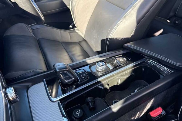 Used Volvo XC60 2021 for sale - 76004550: Photo 14
