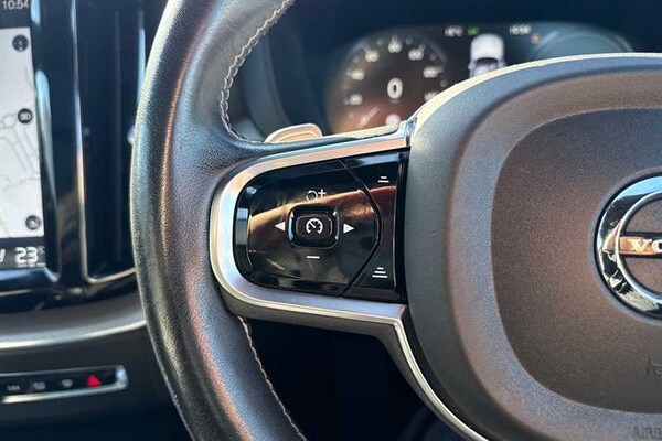 Used Volvo XC60 2021 for sale - 76004550: Photo 21