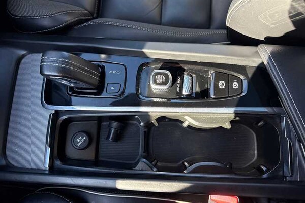 Used Volvo XC60 2021 for sale - 76004550: Photo 39