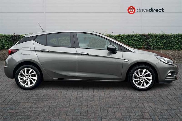 Used Vauxhall Astra 2019 for sale - 76229578: Photo 2
