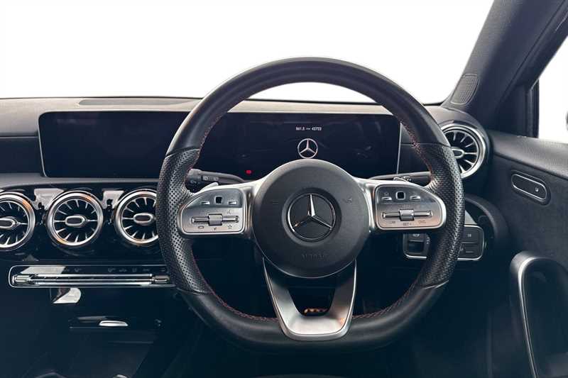 Used Mercedes-Benz A-Class 2019 for sale - 76034948: Photo 11