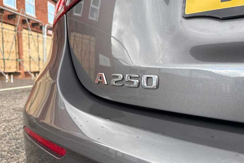 Used Mercedes-Benz A-Class 2019 for sale - 76034948: Photo 32