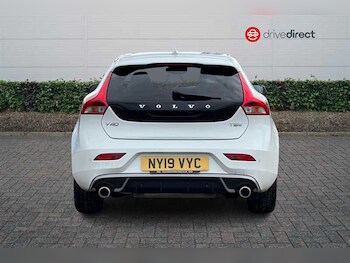 Used Volvo V40 2019 for sale - 78322743: Photo