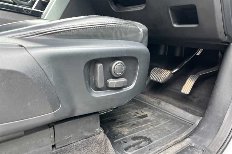 Used Land Rover Discovery 2019 for sale - 76903677: Photo 26