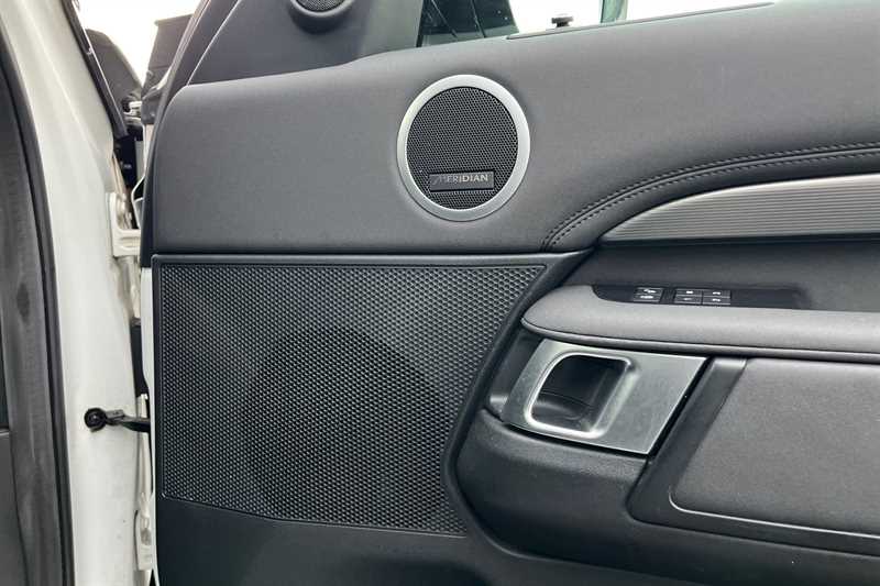 Used Land Rover Discovery 2019 for sale - 76903677: Photo 27