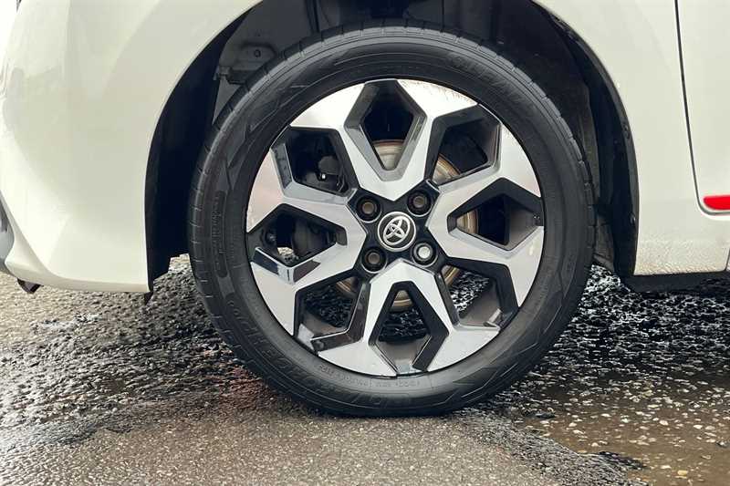 Used Toyota AYGO 2021 for sale - 76955981: Photo 9