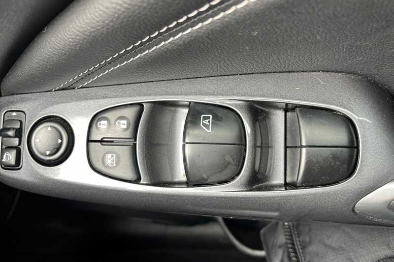 Used Nissan Juke 2023 for sale - 76140723: Photo 16