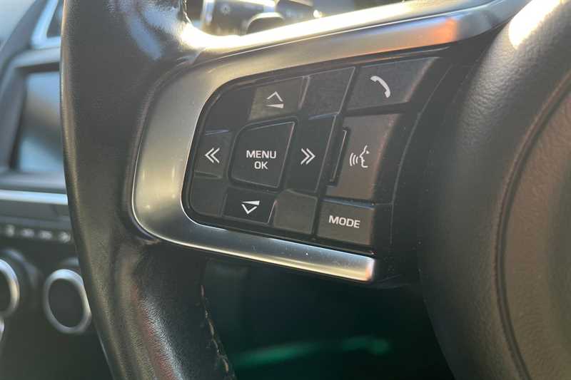 Used Jaguar E-Pace 2019 for sale - 77481691: Photo 21