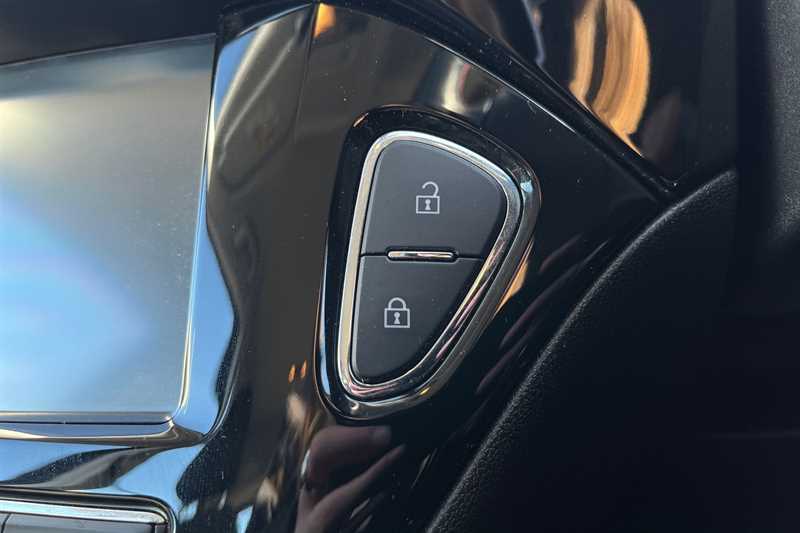 Used Vauxhall Corsa 2018 for sale - 77741523: Photo 41