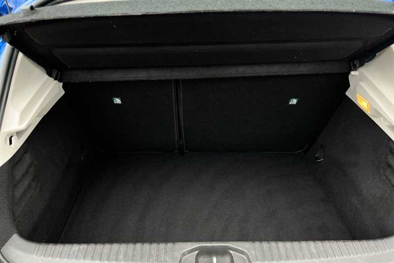 Used Renault Clio 2023 for sale - 78208125: Photo 25