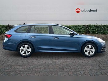 Used Skoda Octavia 2020 for sale - 76155142: Photo
