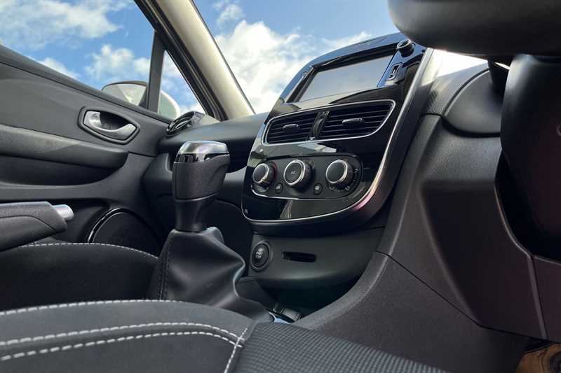 Used Renault Clio 2018 for sale - 78138587: Photo 14