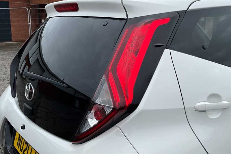 Used Toyota AYGO 2021 for sale - 76448076: Photo 32