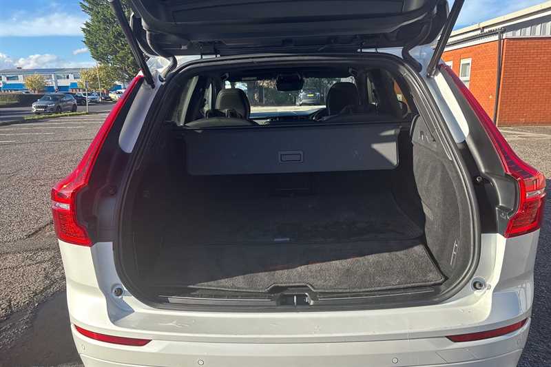 Used Volvo XC60 2020 for sale - 76891094: Photo 25