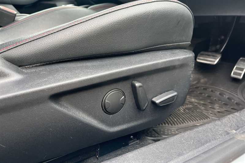 Used Ford Focus 2019 for sale - 76516582: Photo 26