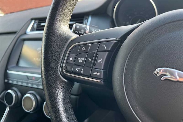 Used Jaguar E-Pace 2020 for sale - 76217421: Photo 21