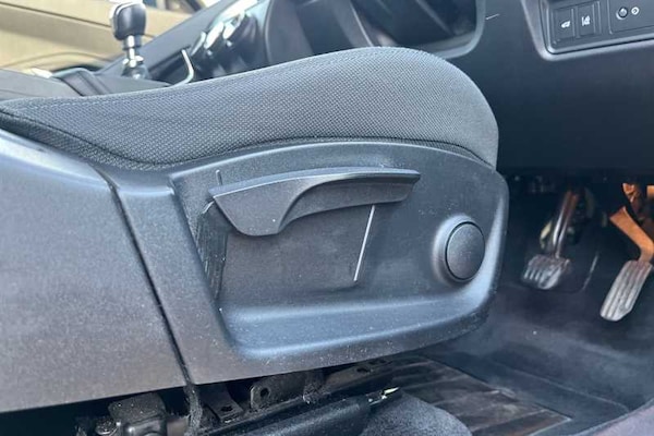 Used Jaguar E-Pace 2020 for sale - 76217421: Photo 26