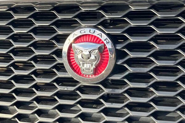 Used Jaguar E-Pace 2020 for sale - 76217421: Photo 39