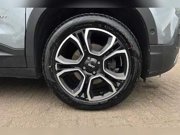 Used Jeep Avenger 2025 for sale - 79002516: Photo