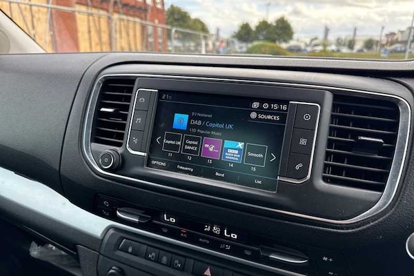 Used Peugeot Traveller 2018 for sale - 75603317: Photo 16
