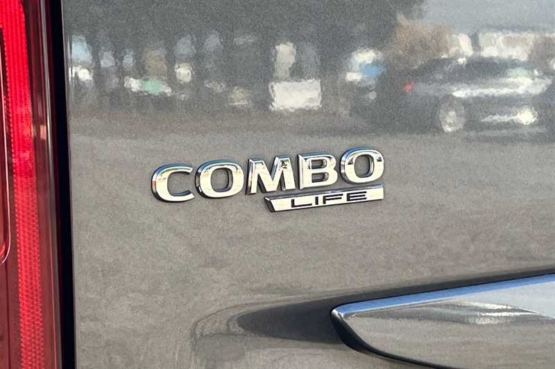 Used Vauxhall Combo Life for sale - 76463419: Photo 30