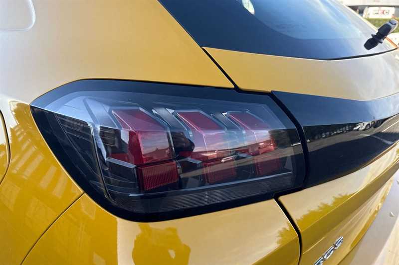 Used Peugeot 208 2022 for sale - 76113638: Photo 33