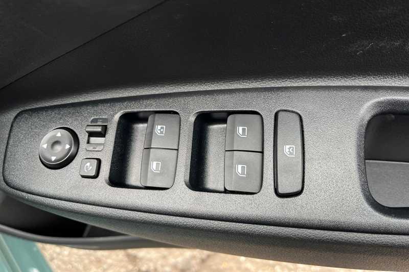 Used Hyundai i10 for sale - 76733327: Photo 16