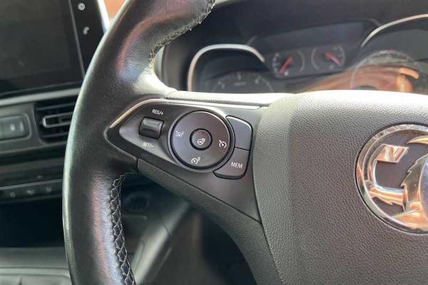 Used Vauxhall Combo Life 2018 for sale - 76298571: Photo 21