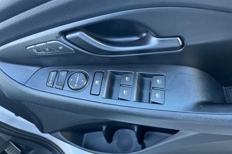 Used Hyundai i30 2020 for sale - 76329417: Photo 16