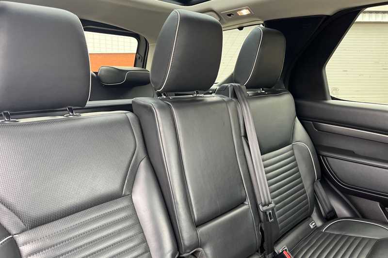 Used Land Rover Discovery 2018 for sale - 76525200: Photo 24