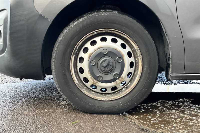 Used Vauxhall Vivaro 2020 for sale - 76503120: Photo 9