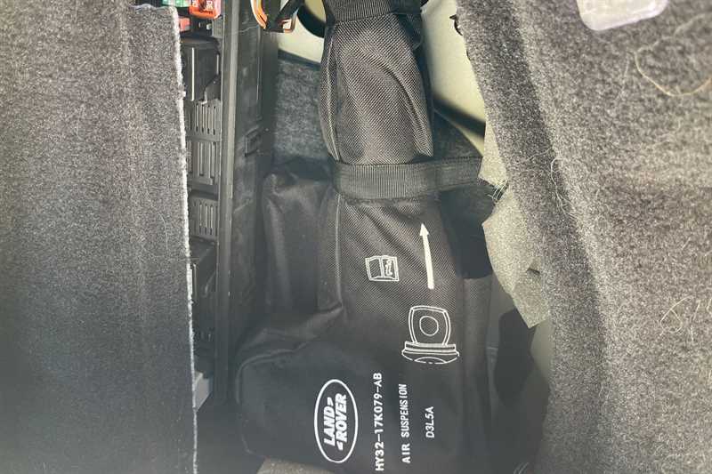 Used Land Rover Discovery 2018 for sale - 76945147: Photo 37