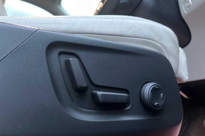 Used Volvo XC40 2020 for sale - 77473601: Photo 26