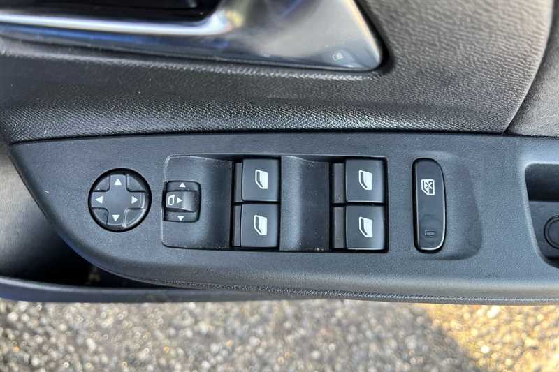 Used Vauxhall Corsa 2024 for sale - 76955768: Photo 16