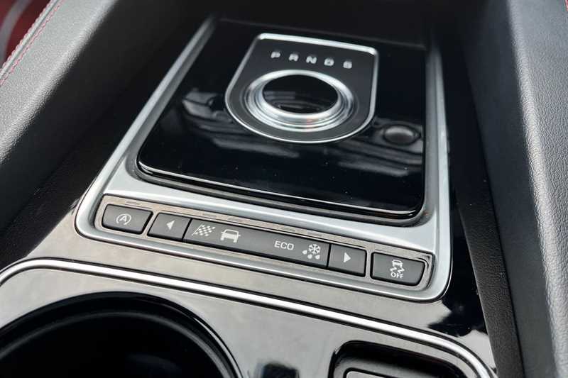 Used Jaguar F-Pace for sale - 76828333: Photo 39