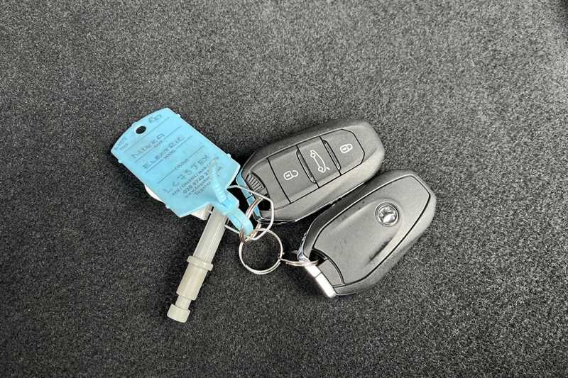 Used Vauxhall Mokka Electric for sale - 77864036: Photo 37