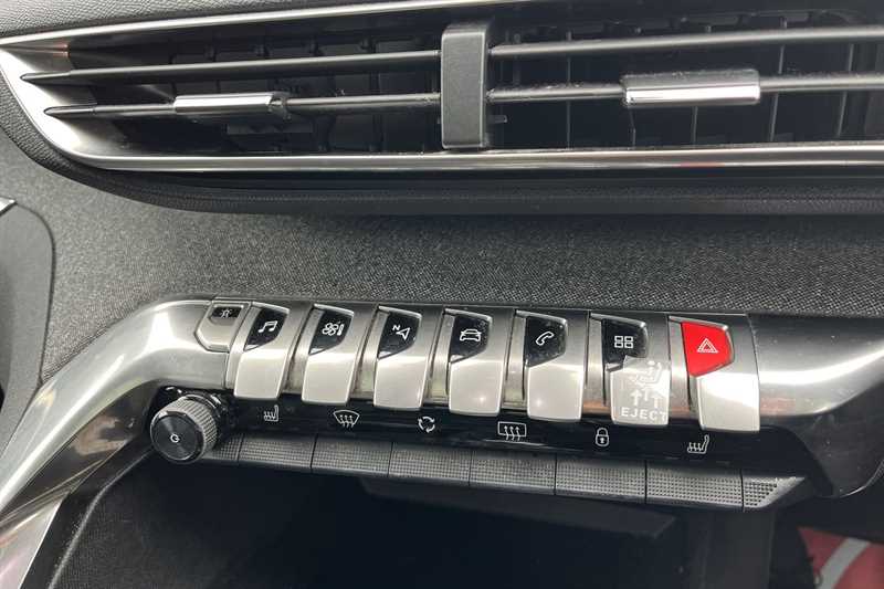 Used Peugeot 3008 2019 for sale - 76362471: Photo 40