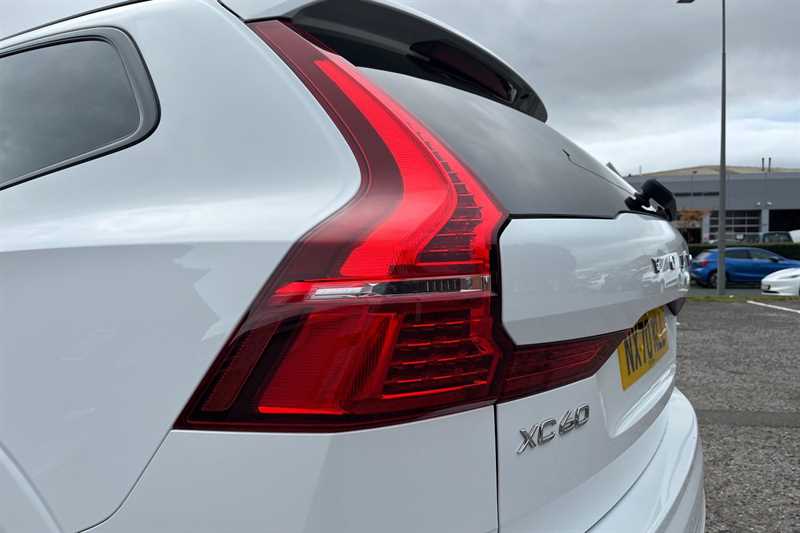 Used Volvo XC60 2020 for sale - 76733347: Photo 31