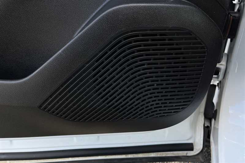 Used Renault Captur 2023 for sale - 78075829: Photo 27