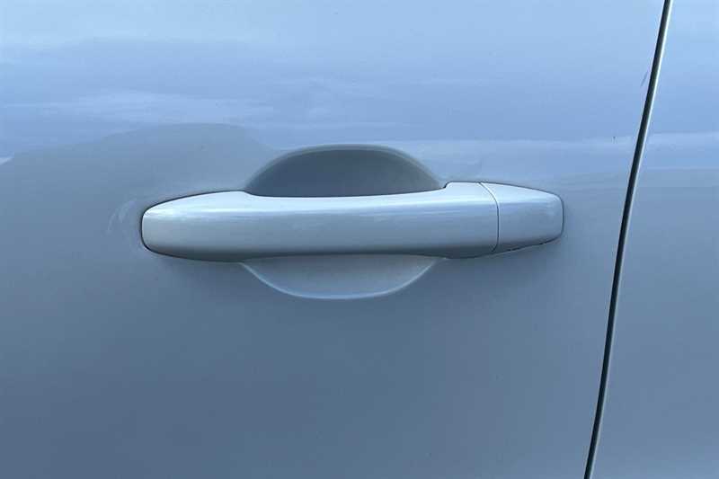 Used Renault Captur 2023 for sale - 78075829: Photo 33