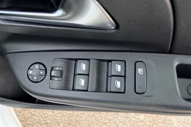Used Vauxhall Corsa 2022 for sale - 76125048: Photo 16