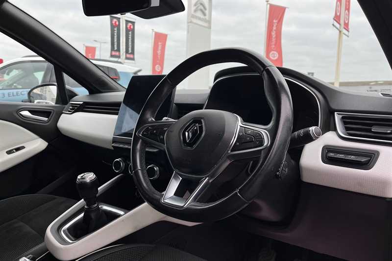 Used Renault Clio 2021 for sale - 77972090: Photo 13