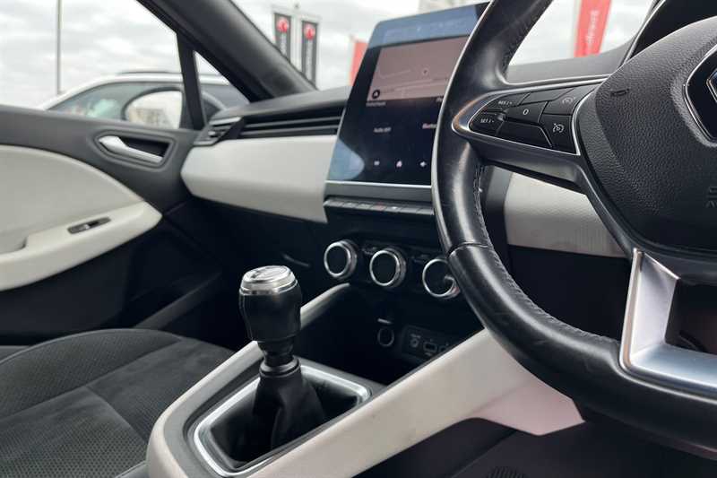 Used Renault Clio 2021 for sale - 77972090: Photo 14