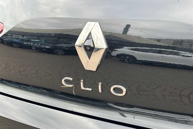 Used Renault Clio 2021 for sale - 77972090: Photo 30