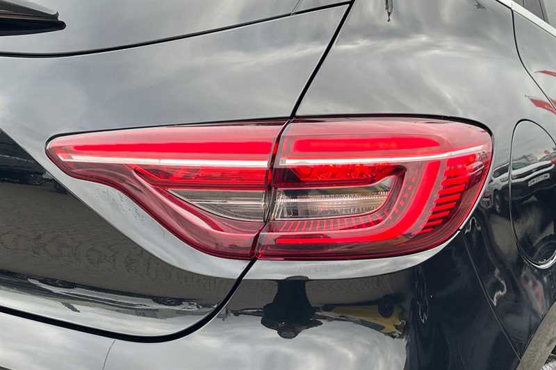 Used Renault Clio 2021 for sale - 77972090: Photo 32