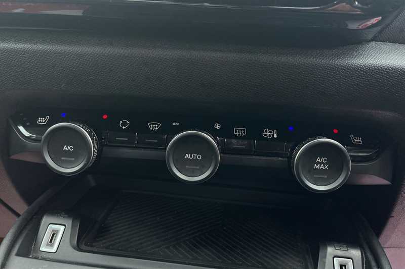 Used Citroen C4 2022 for sale - 77031768: Photo 15