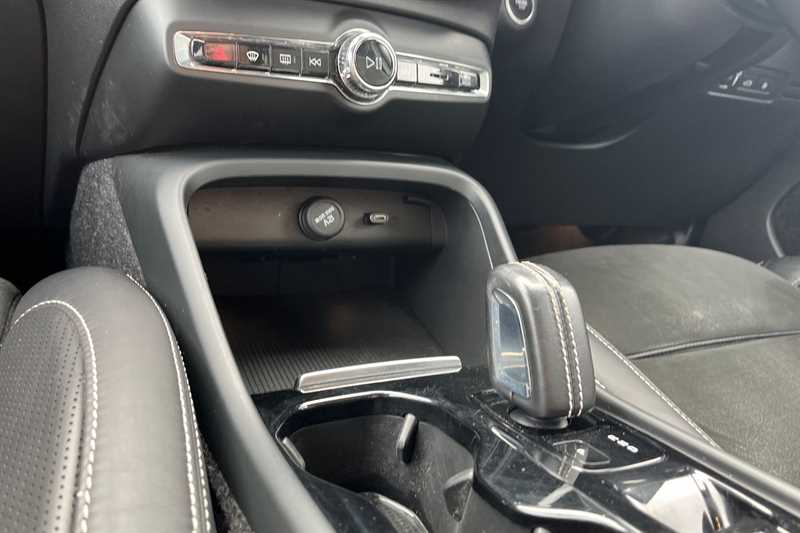 Used Volvo XC40 2020 for sale - 76463694: Photo 14