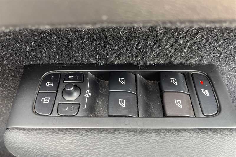 Used Volvo XC40 2020 for sale - 76463694: Photo 16