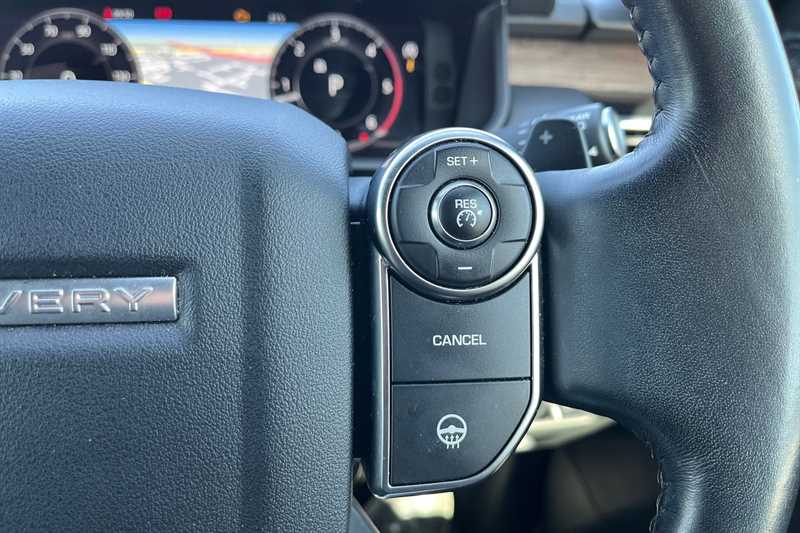 Used Land Rover Discovery 2018 for sale - 76930252: Photo 22