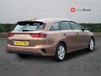 Used Kia Ceed 2022 for sale - 75735107: Photo
